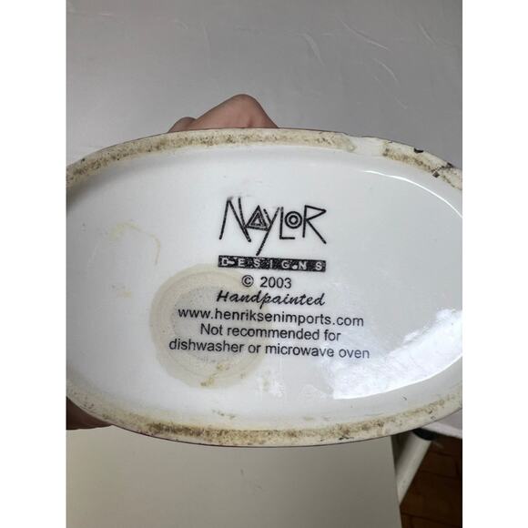 Mary Naylor Handpainted Ceramic Wine OliveOil/Vase/Decor Tuscan Woman Figurine - Picture 3 of 7